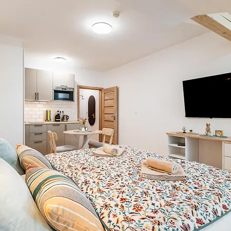 Thermal Apartment *